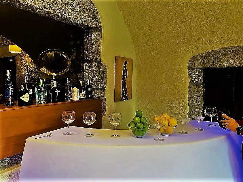 Hotel La Fonda Dels Pirineus Maçanet de Cabrenys Екстериор снимка