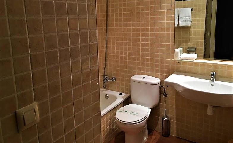 Hotel La Fonda Dels Pirineus Maçanet de Cabrenys Екстериор снимка